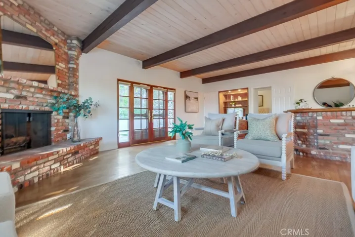 2038 Santa Rena Drive, Rancho Palos Verdes, California 90275