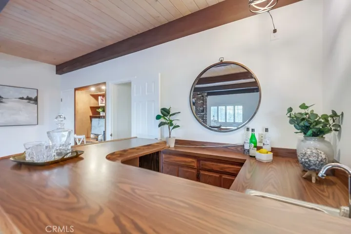 2038 Santa Rena Drive, Rancho Palos Verdes, California 90275