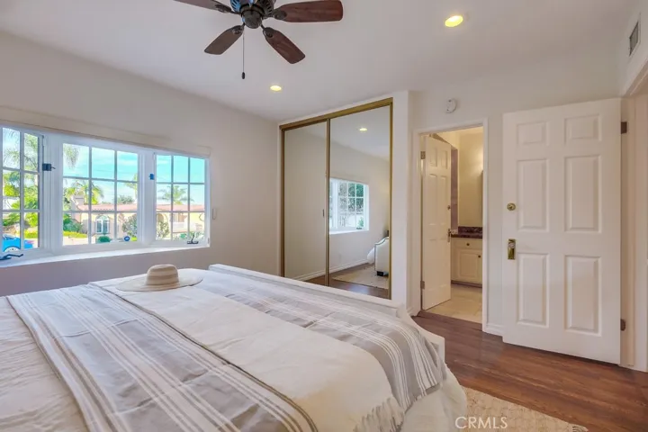 2038 Santa Rena Drive, Rancho Palos Verdes, California 90275