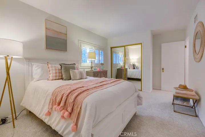 2038 Santa Rena Drive, Rancho Palos Verdes, California 90275