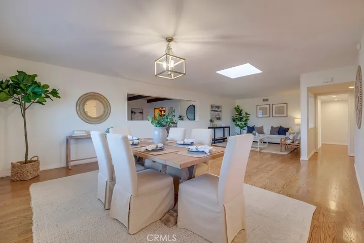2038 Santa Rena Drive, Rancho Palos Verdes, California 90275