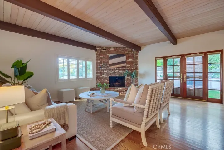 2038 Santa Rena Drive, Rancho Palos Verdes, California 90275