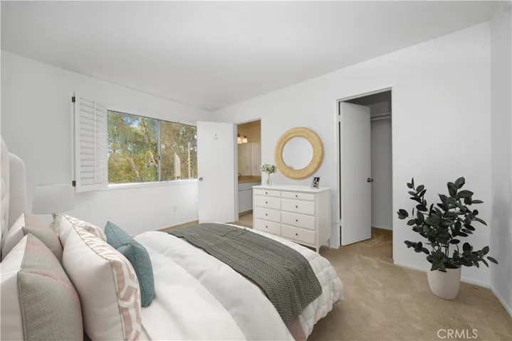 Second Bedroom (En-Suite) with Walk-in Closet