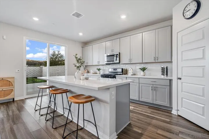28230 Blossom Court, Valley Center, California 92082