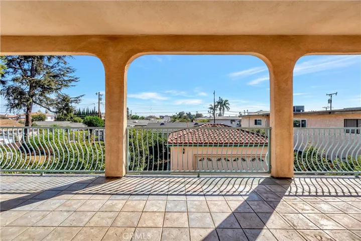 218 N Mcpherrin Avenue, Monterey Park, California 91754