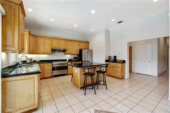 218 N Mcpherrin Avenue, Monterey Park, California 91754