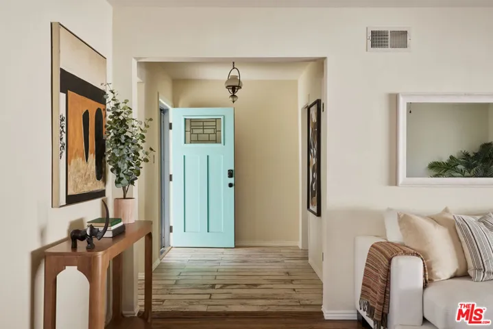 15315 Clymer Street, Mission Hills (san Fernando), California 91345