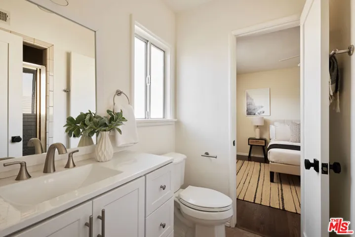 15315 Clymer Street, Mission Hills (san Fernando), California 91345