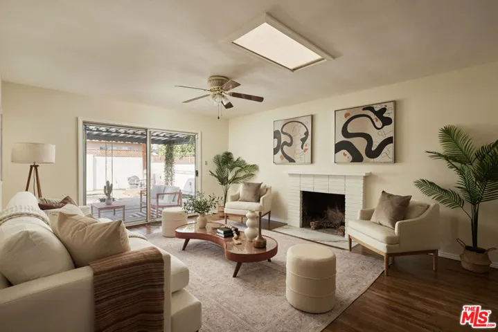 15315 Clymer Street, Mission Hills (san Fernando), California 91345