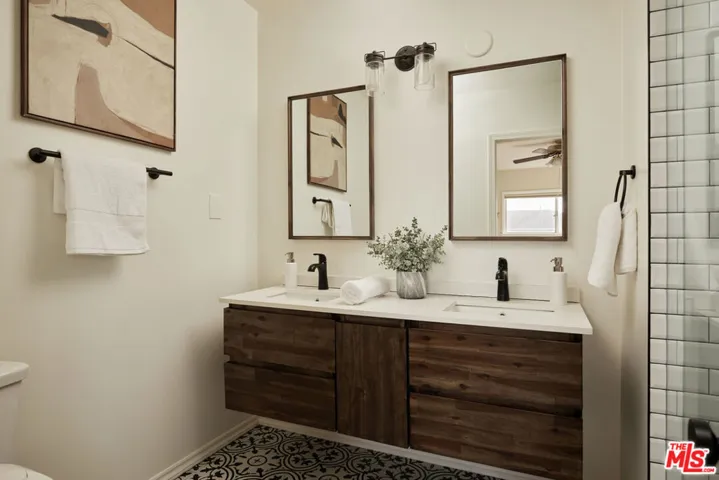 15315 Clymer Street, Mission Hills (san Fernando), California 91345