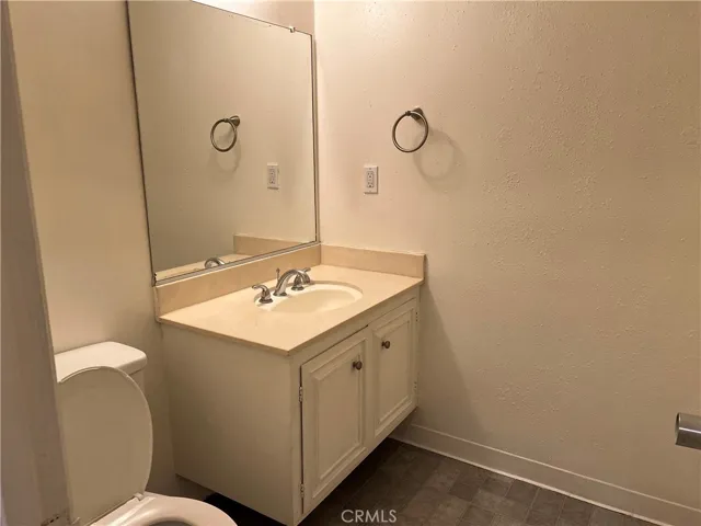 5650 Cambridge Way 4, Culver City, California 90230