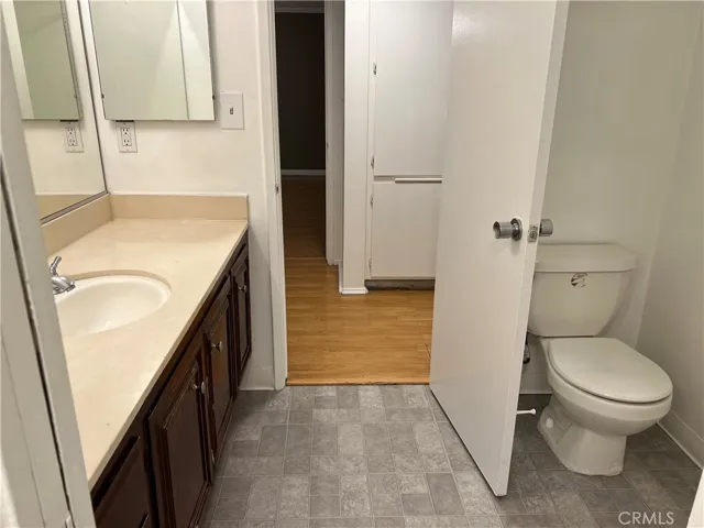 5650 Cambridge Way 4, Culver City, California 90230