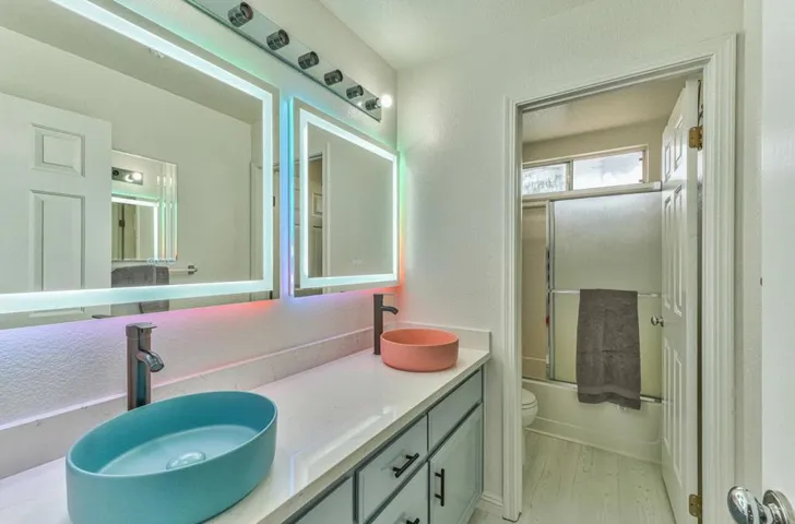 1864 Declaration Street, Salinas, California 93906