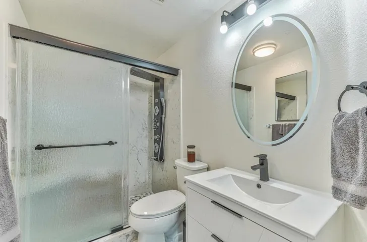 1864 Declaration Street, Salinas, California 93906