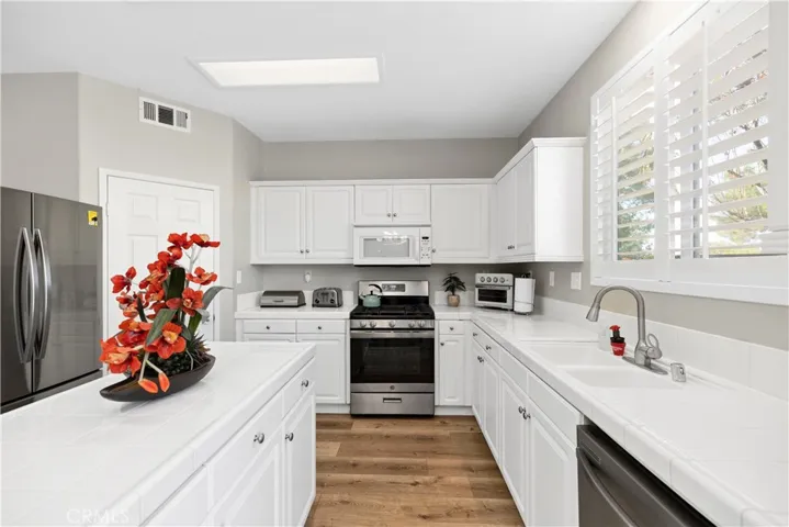 46383 Vianne Court, Temecula, California 92592