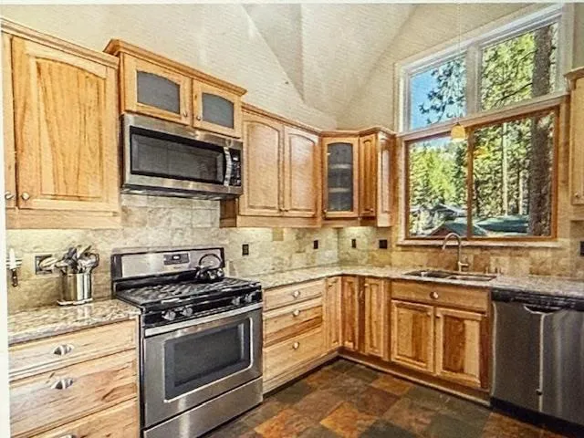 8676 Trout Avenue, Kings Beach, California 96143