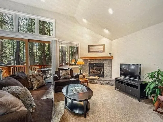 8676 Trout Avenue, Kings Beach, California 96143