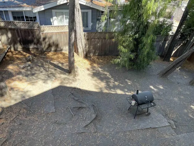 1396 E 27th St, Oakland, California 94606