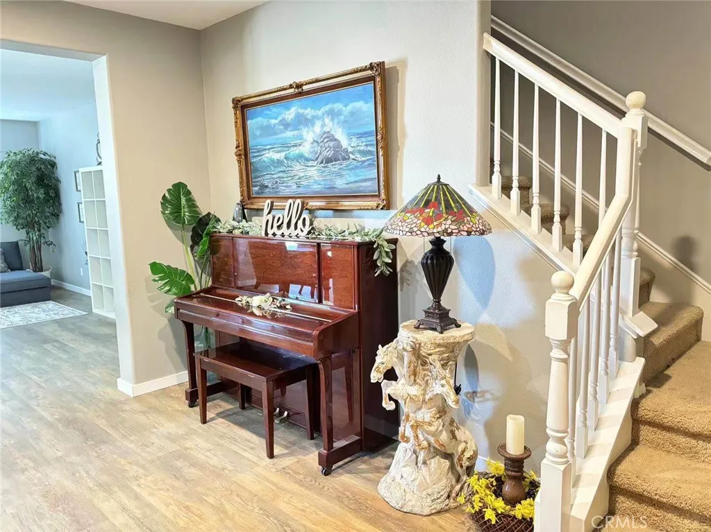 17 Via Scenica, Lake Elsinore, California 92532 home-pic-5