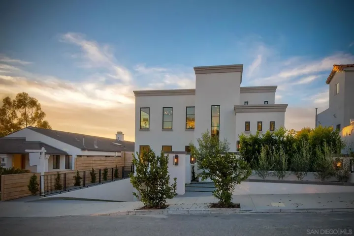 4270 Ampudia St, San Diego, California 92103