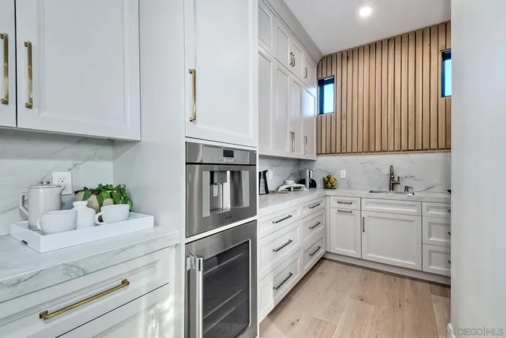 4270 Ampudia St, San Diego, California 92103