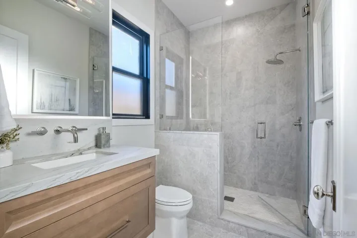 4270 Ampudia St, San Diego, California 92103
