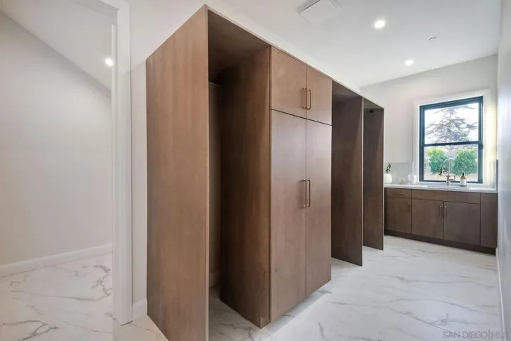 4270 Ampudia St, San Diego, California 92103