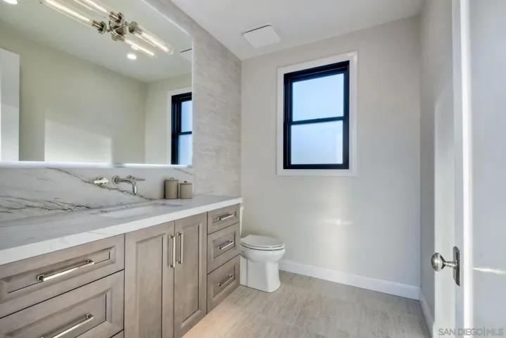 4270 Ampudia St, San Diego, California 92103