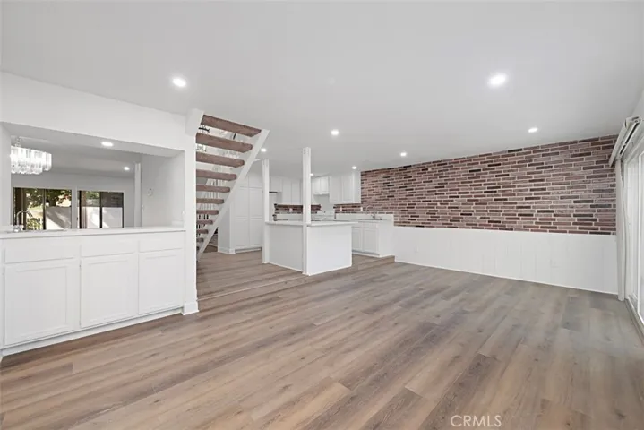 10348 Larwin Avenue, Chatsworth, California 91311