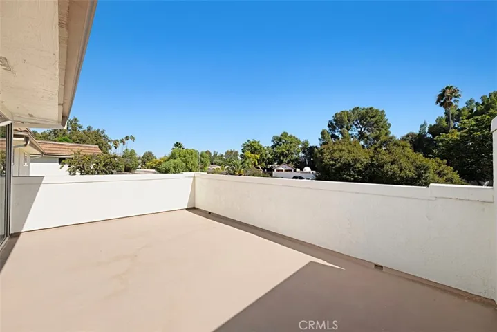 10348 Larwin Avenue, Chatsworth, California 91311