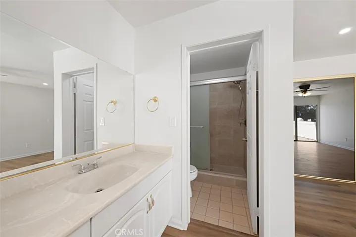 10348 Larwin Avenue, Chatsworth, California 91311
