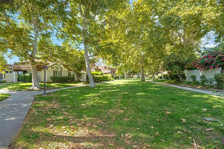 10348 Larwin Avenue, Chatsworth, California 91311