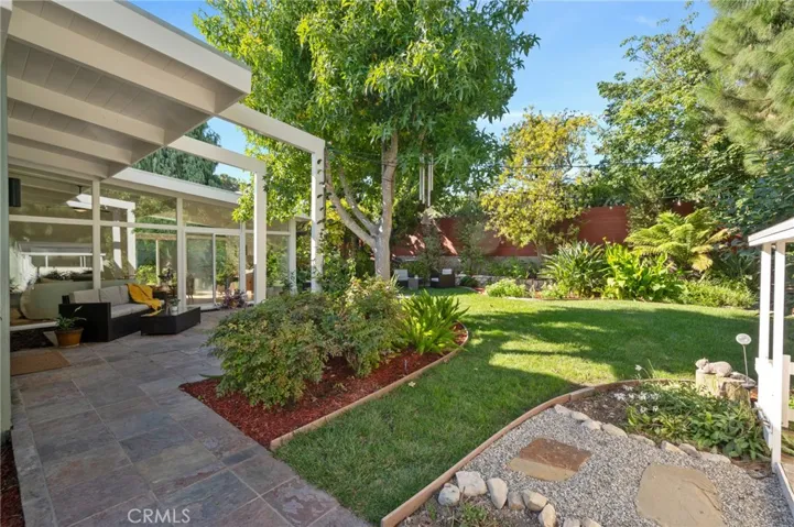 10 Packet Road, Rancho Palos Verdes, California 90275