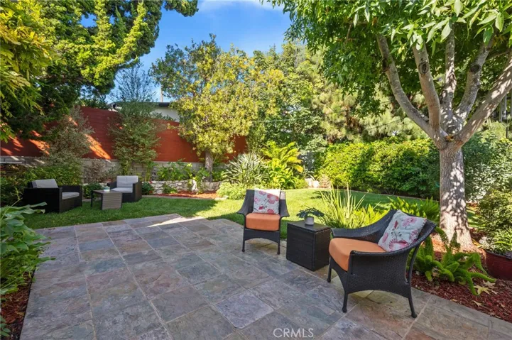 10 Packet Road, Rancho Palos Verdes, California 90275