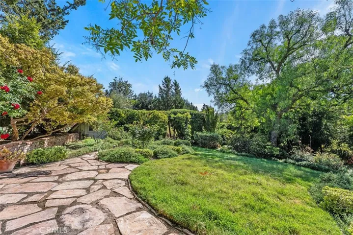 5072 Grandview Avenue, Yorba Linda, California 92886