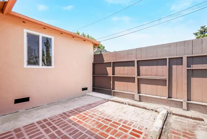 242 Blossom Way, Hayward, California 94541