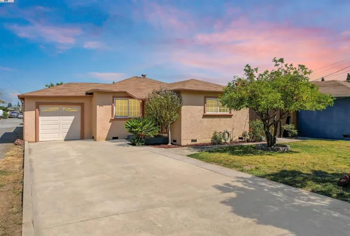 242 Blossom Way, Hayward, California 94541