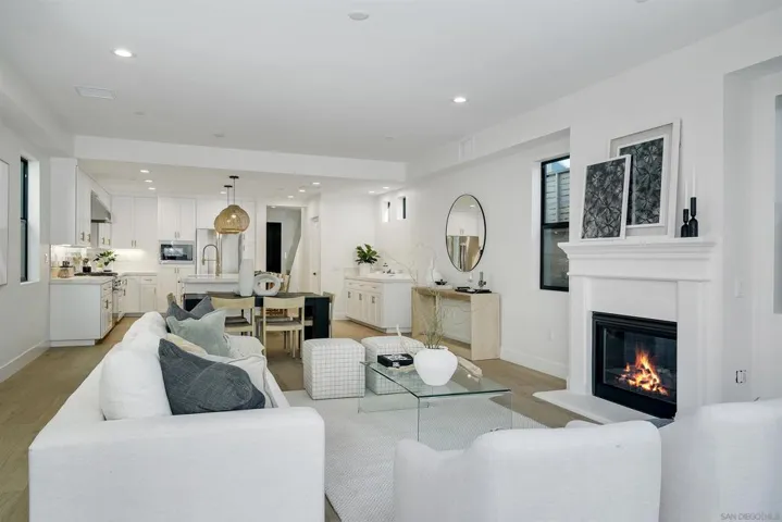 1327 Reed Ave, San Diego, California 92109