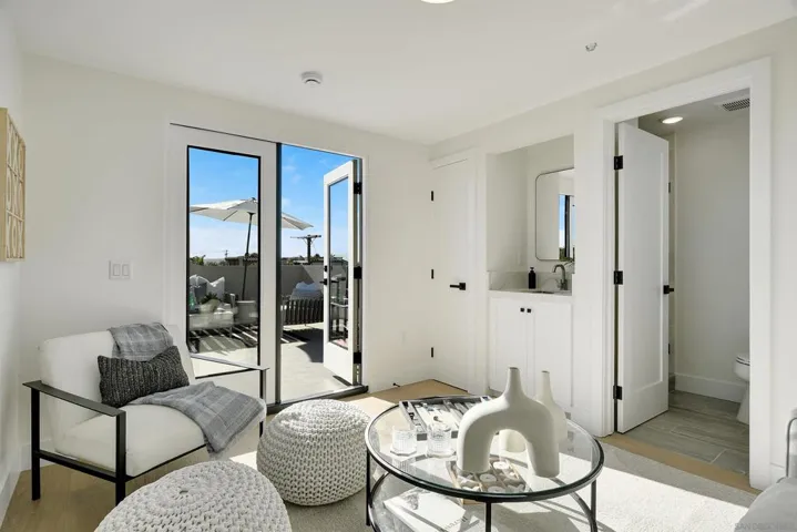 1327 Reed Ave, San Diego, California 92109