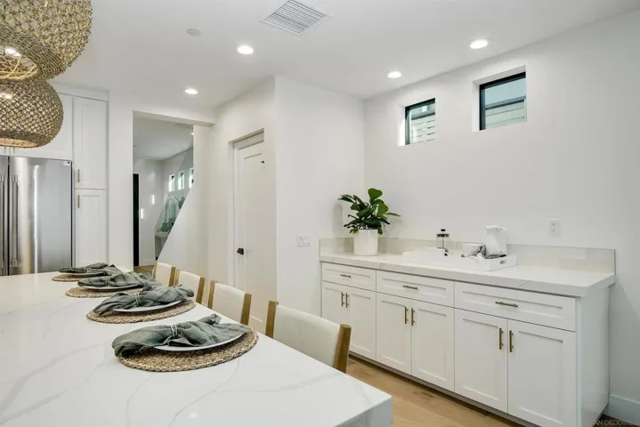 1327 Reed Ave, San Diego, California 92109