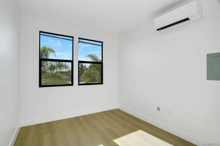 1327 Reed Ave, San Diego, California 92109