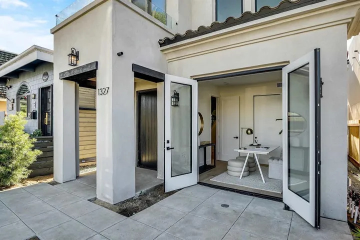 1327 Reed Ave, San Diego, California 92109