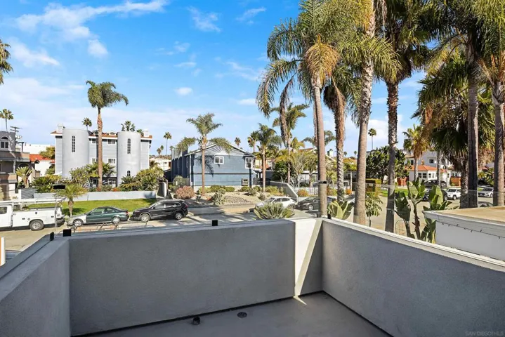 1327 Reed Ave, San Diego, California 92109