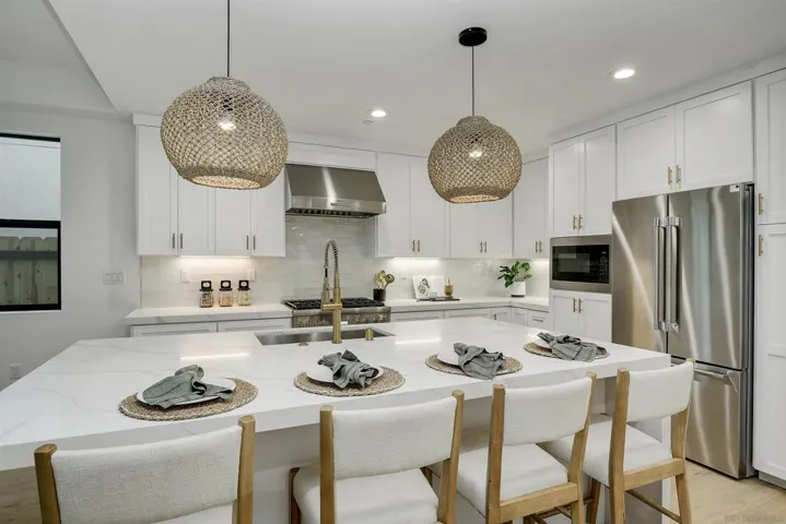 1327 Reed Ave, San Diego, California 92109