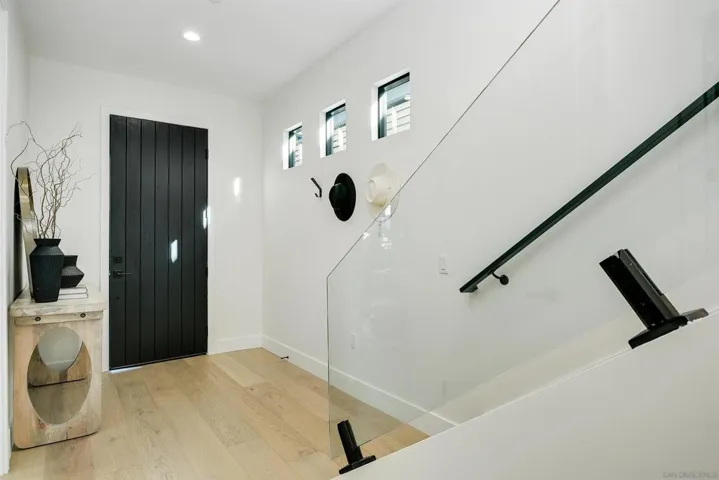 1327 Reed Ave, San Diego, California 92109