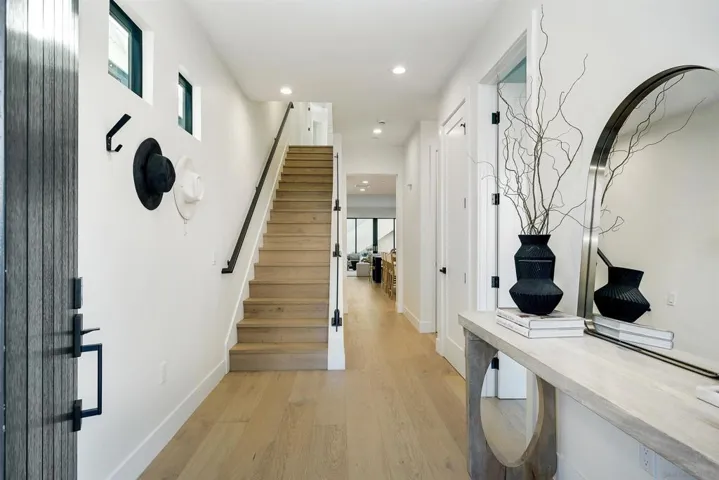 1327 Reed Ave, San Diego, California 92109