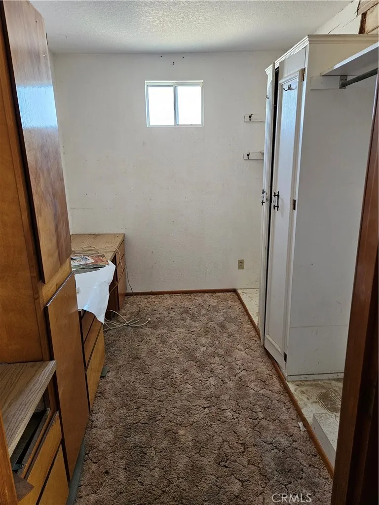 5451 Kuhns Rd, 29 Palms, California 92277 home-pic-5