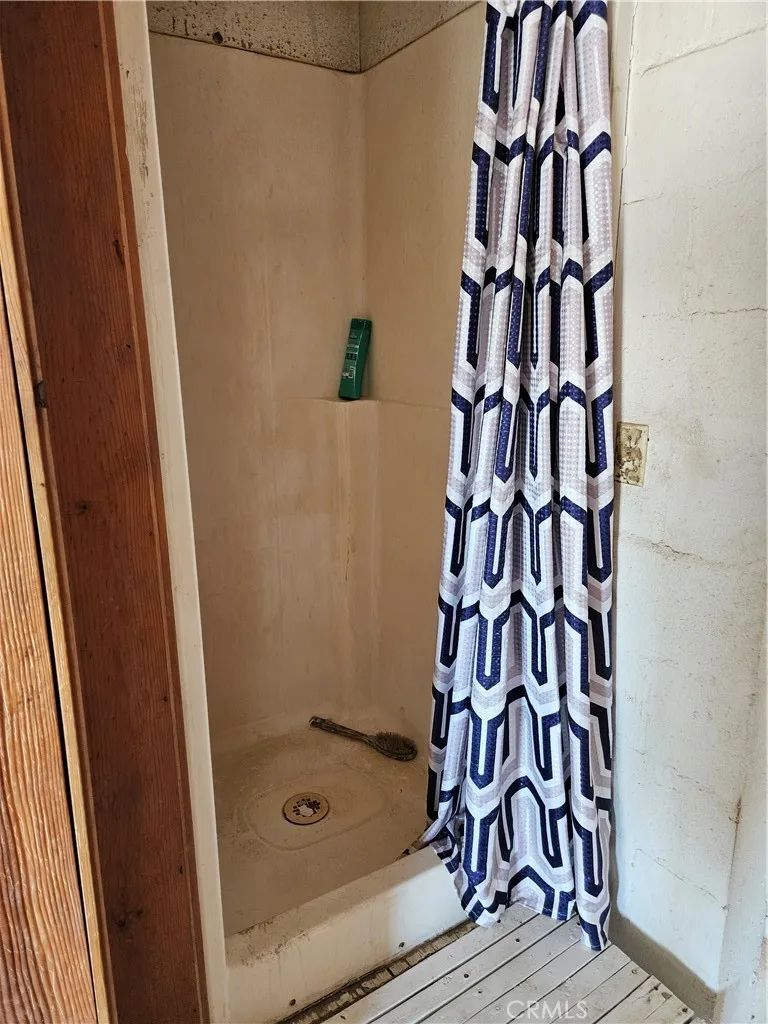 5451 Kuhns Rd, 29 Palms, California 92277 home-pic-7