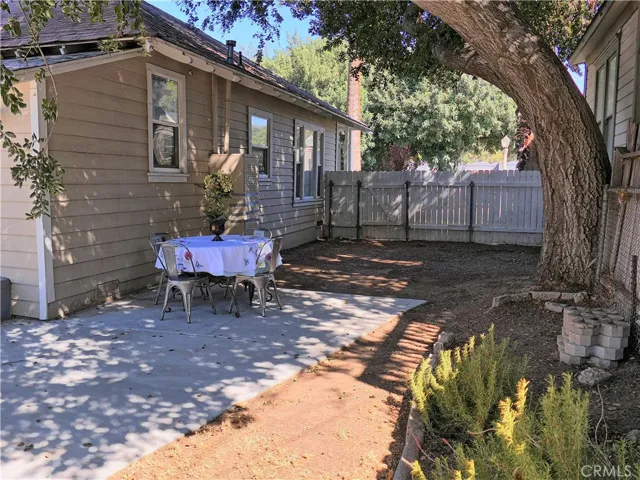 4330 10th Street, Riverside, California 92501