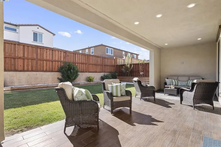 2798 Sasser Place, Tracy, California 95377